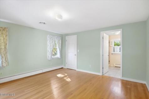 13 Cambridge Road Albany NY 12203