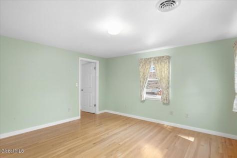 13 Cambridge Road Albany NY 12203