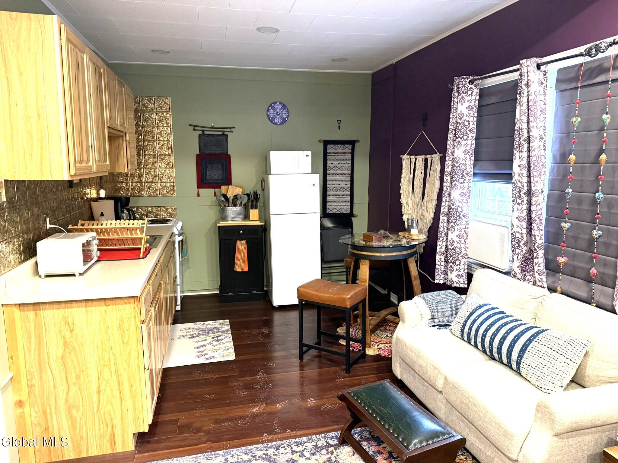 105 Beechwood Road Sharon NY 13459