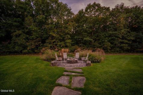 13 Saratoga Farm Road Malta NY 12020