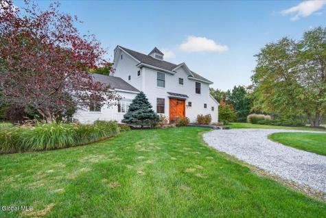 13 Saratoga Farm Road Malta NY 12020