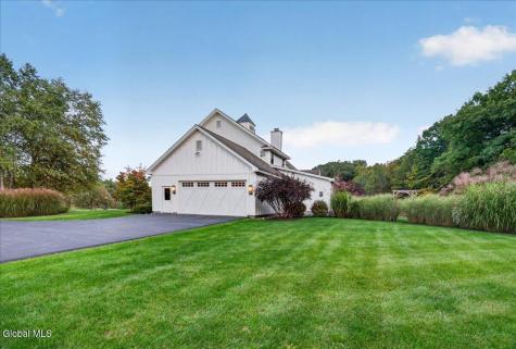 13 Saratoga Farm Road Malta NY 12020