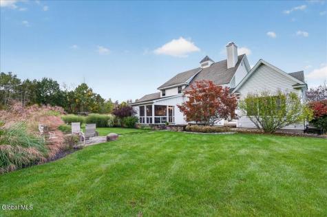 13 Saratoga Farm Road Malta NY 12020