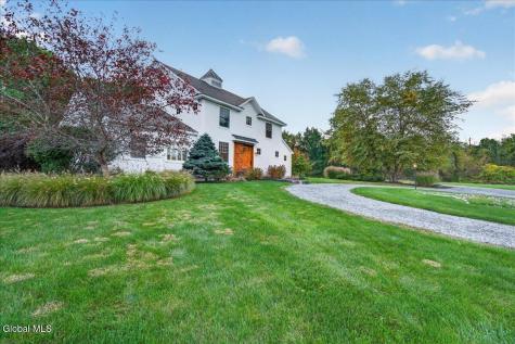 13 Saratoga Farm Road Malta NY 12020
