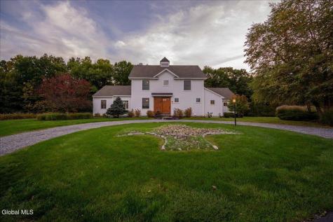13 Saratoga Farm Road Malta NY 12020