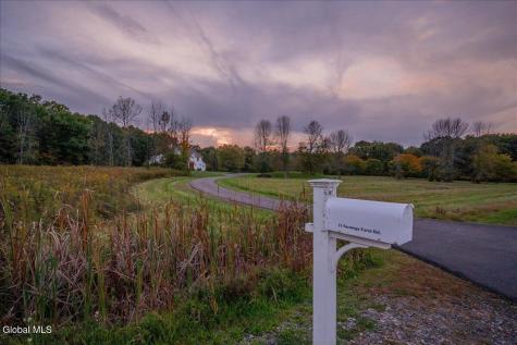 13 Saratoga Farm Road Malta NY 12020