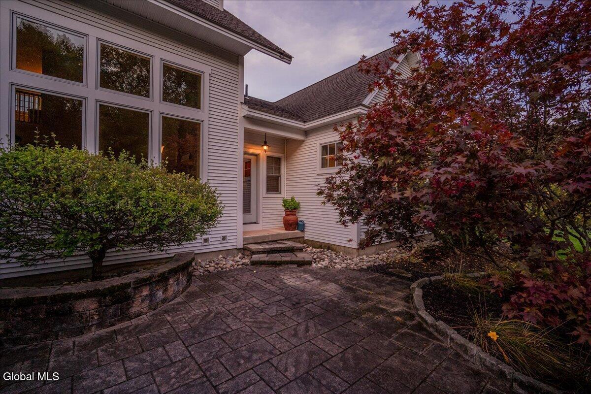 13 Saratoga Farm Road Malta NY 12020