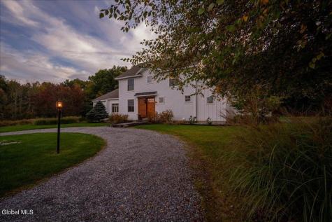 13 Saratoga Farm Road Malta NY 12020