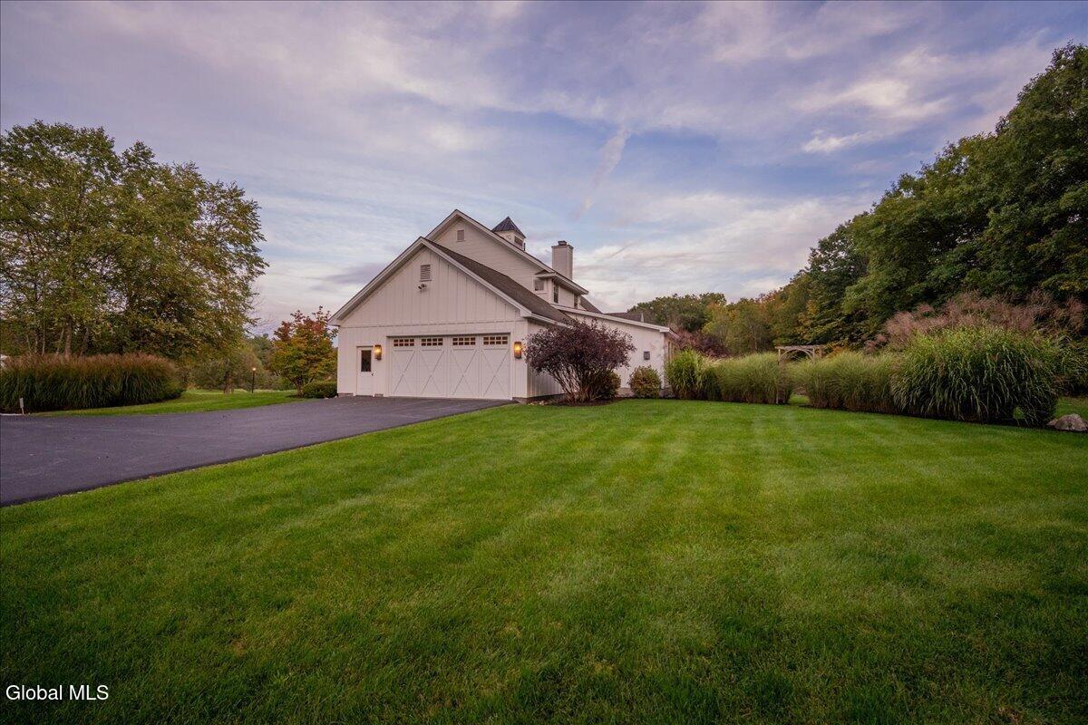 13 Saratoga Farm Road Malta NY 12020