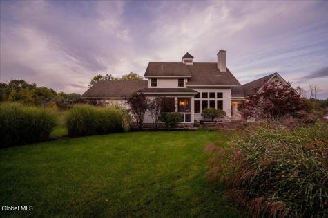 13 Saratoga Farm Road Malta NY 12020