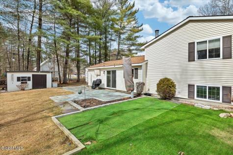 63 Rainbow Trail Queensbury NY 12804