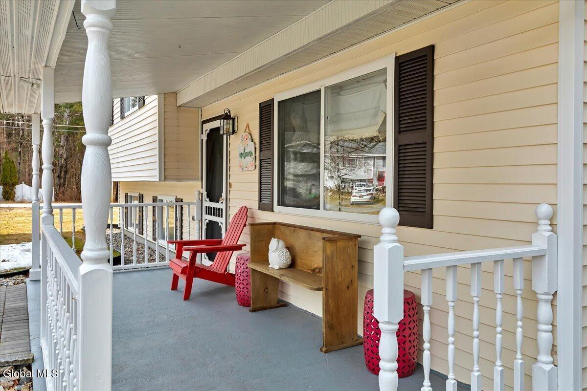 63 Rainbow Trail Queensbury NY 12804