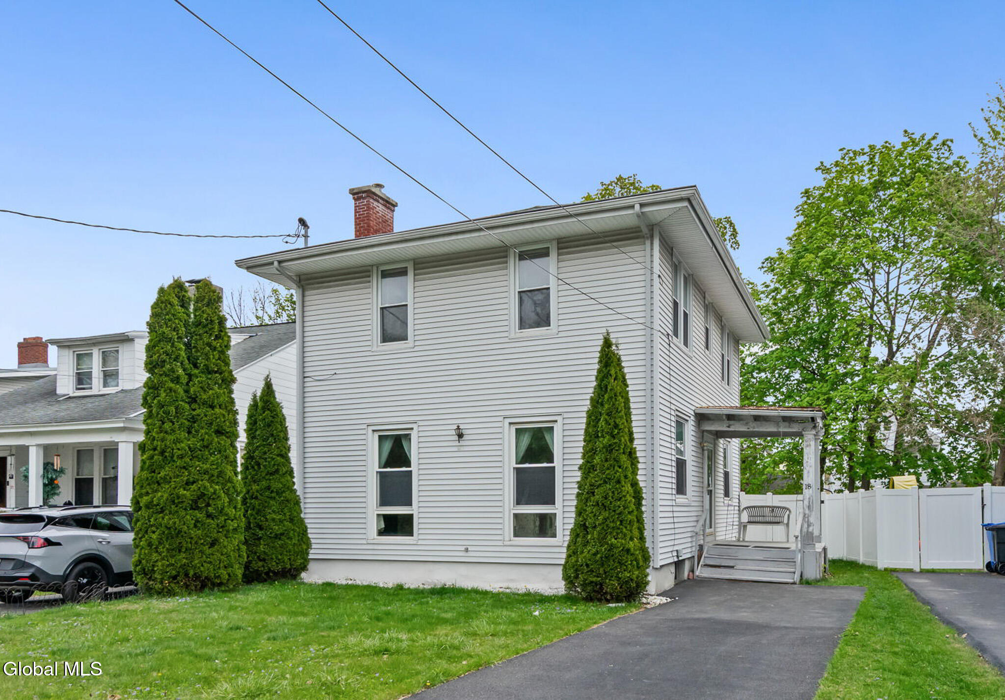 18 Oakwood Street Albany NY 12208