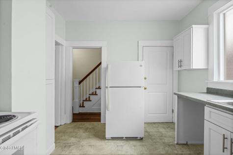 18 Oakwood Street Albany NY 12208