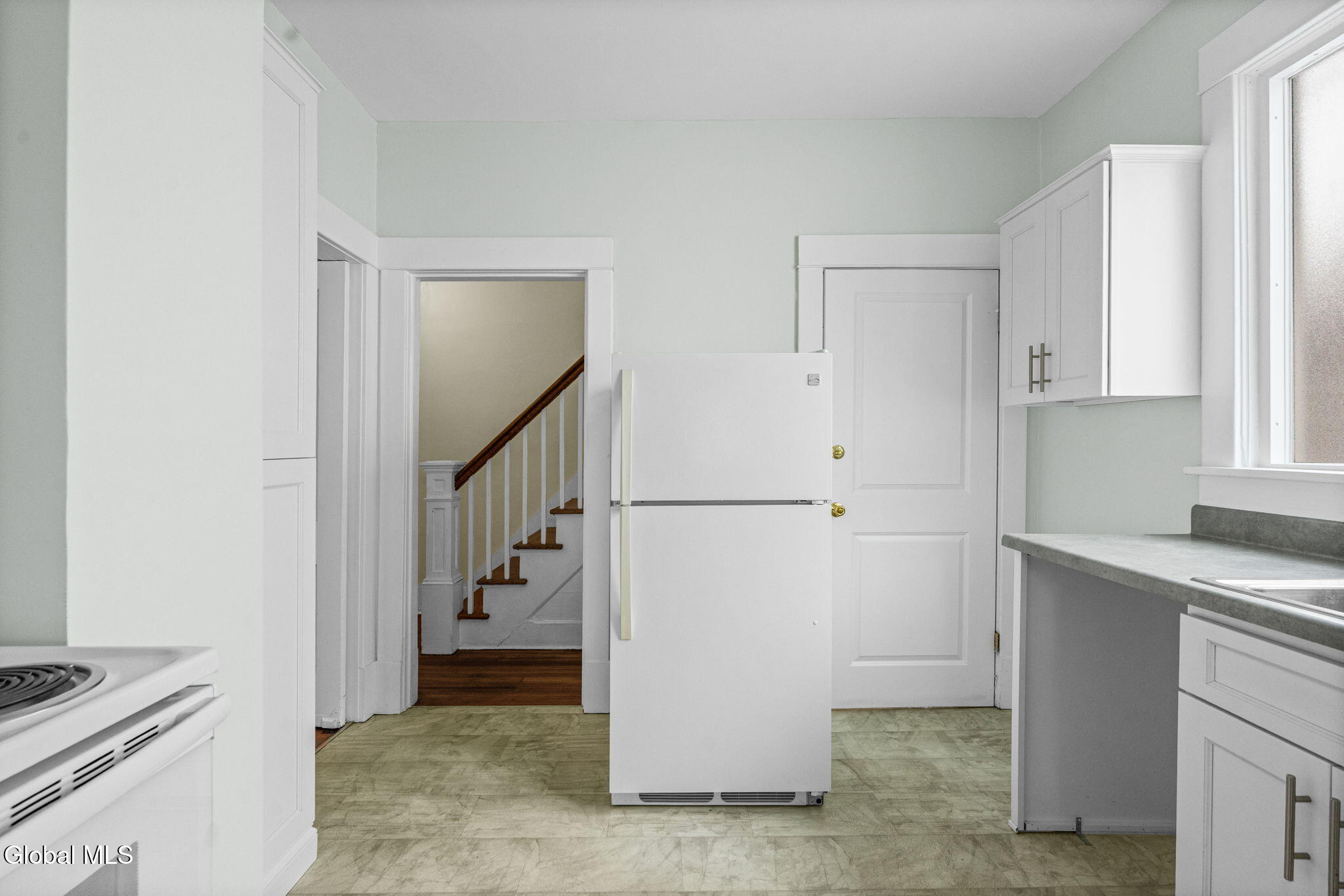 18 Oakwood Street Albany NY 12208