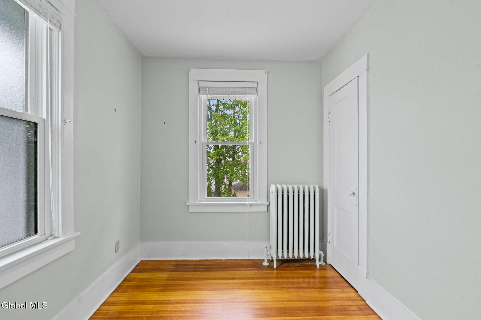 18 Oakwood Street Albany NY 12208