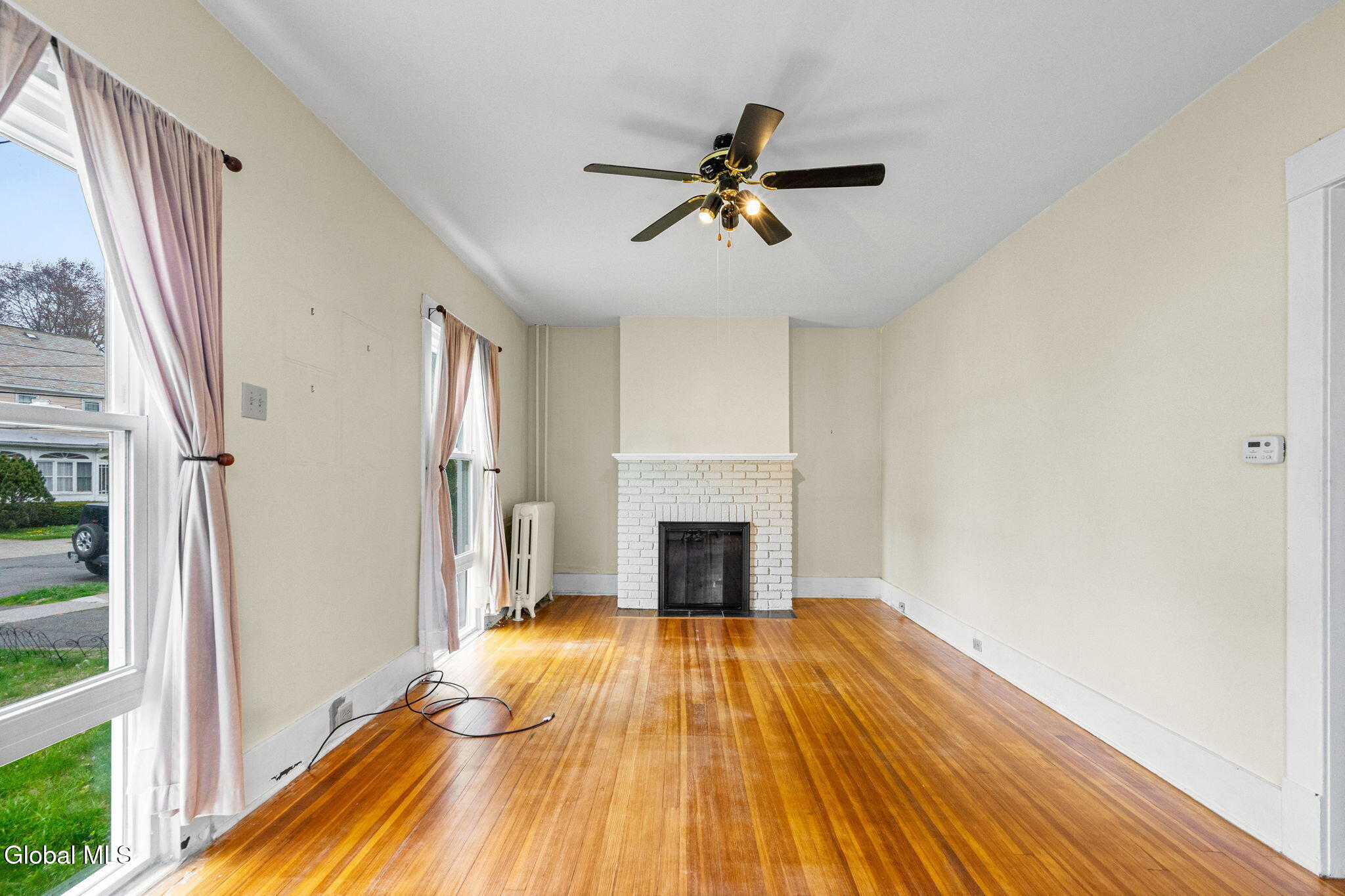 18 Oakwood Street Albany NY 12208