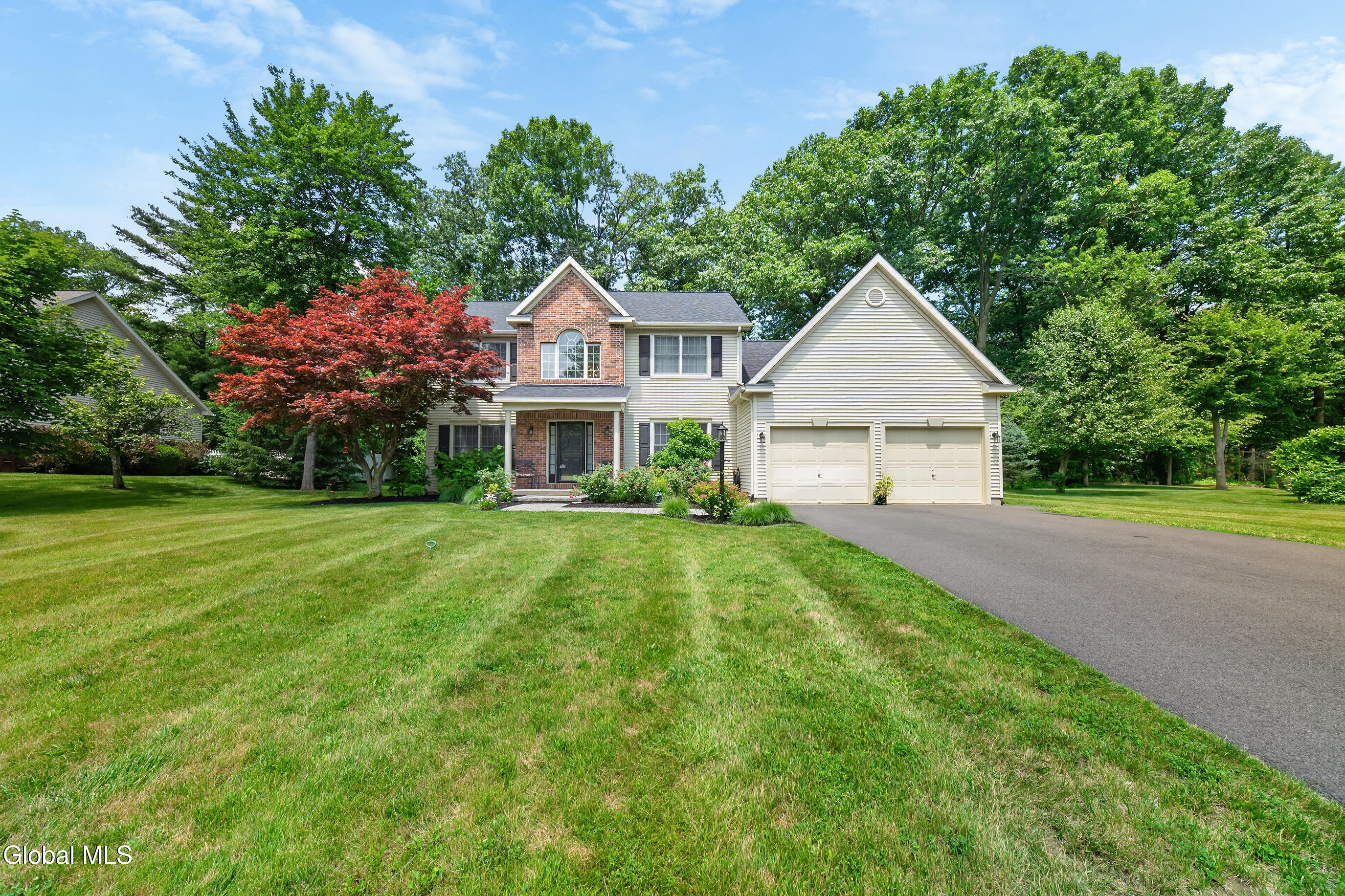 26 Hedgerose Lane Delmar NY 12054
