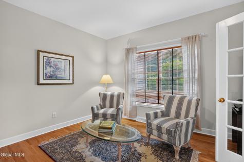 26 Hedgerose Lane Delmar NY 12054