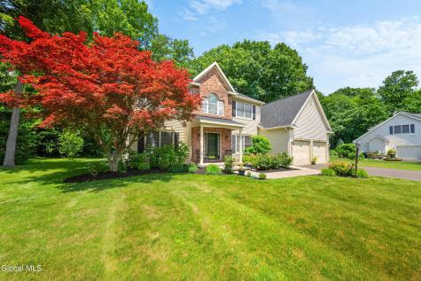 26 Hedgerose Lane Delmar NY 12054