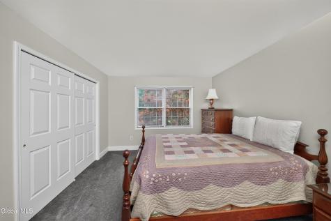 26 Hedgerose Lane Delmar NY 12054