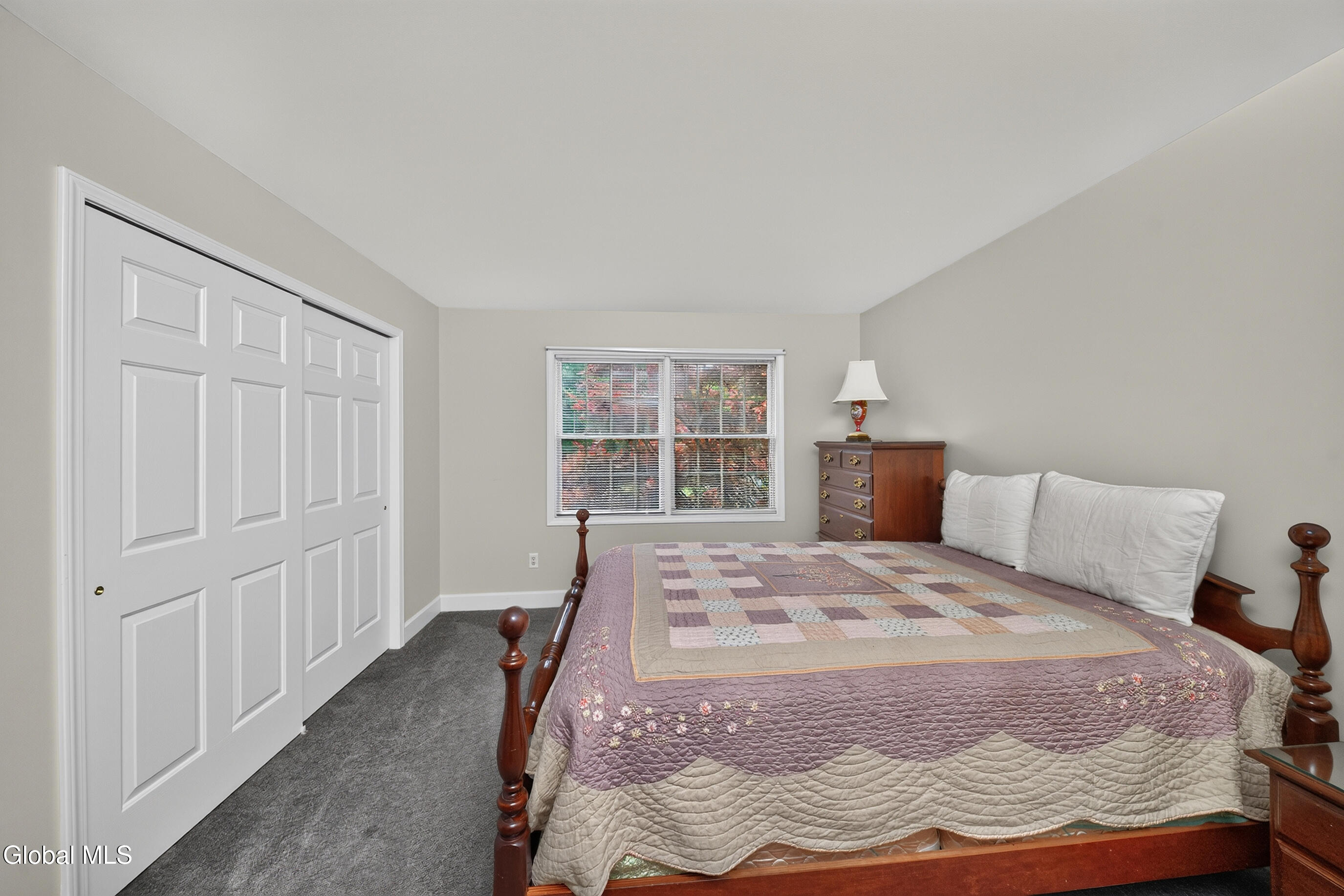 26 Hedgerose Lane Delmar NY 12054