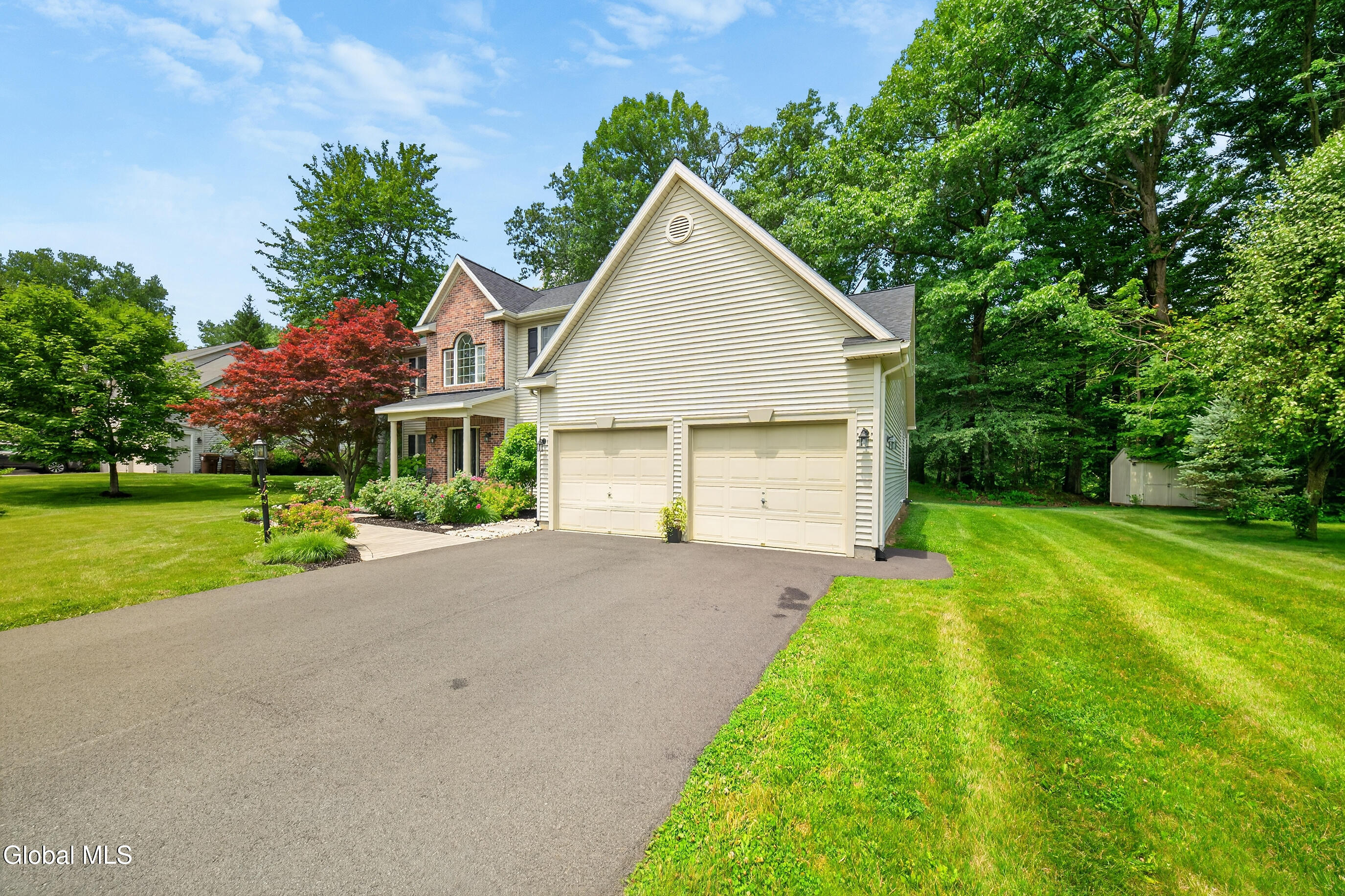26 Hedgerose Lane Delmar NY 12054