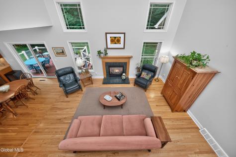 26 Hedgerose Lane Delmar NY 12054