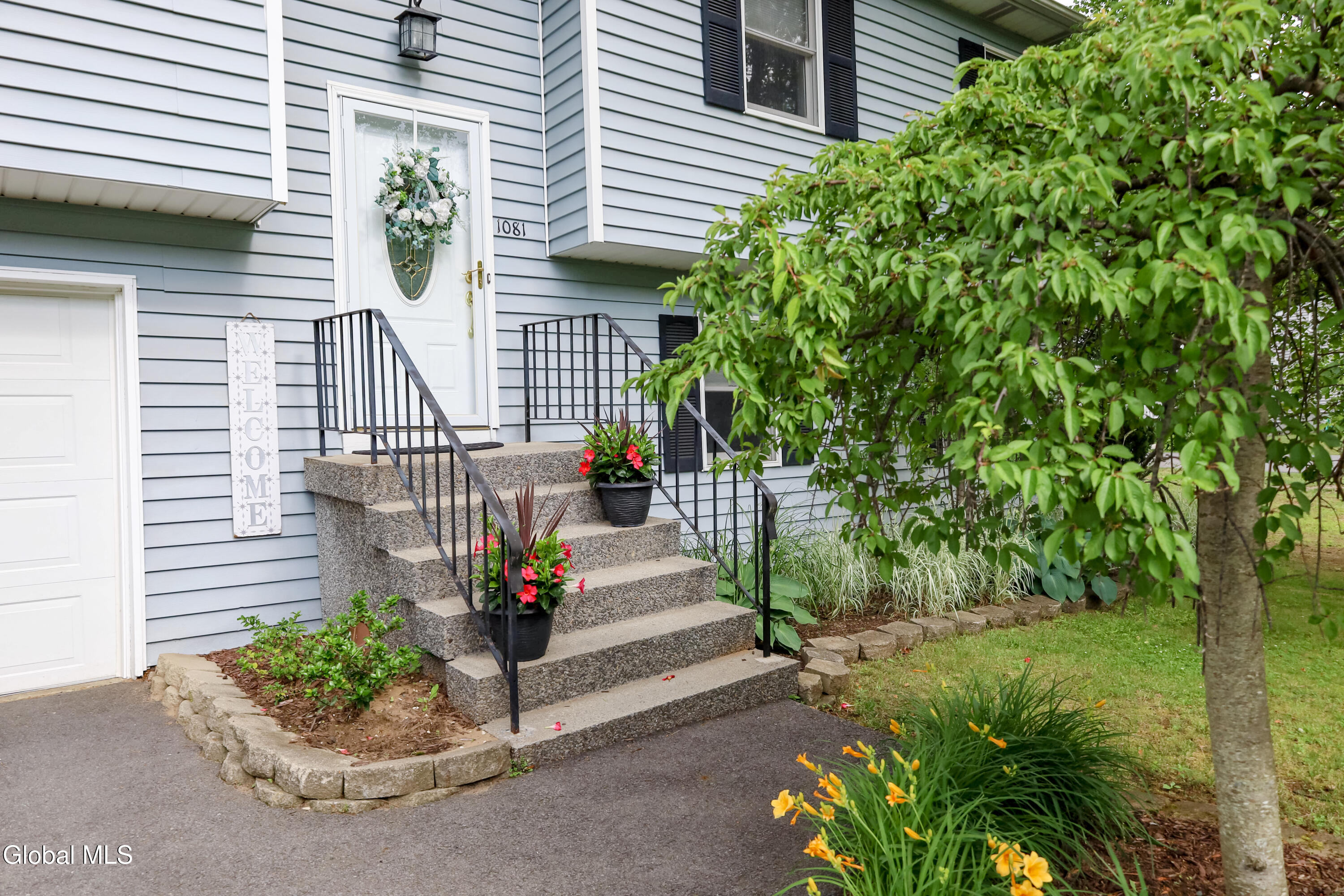 1081 Shave Road Schenectady NY 12303