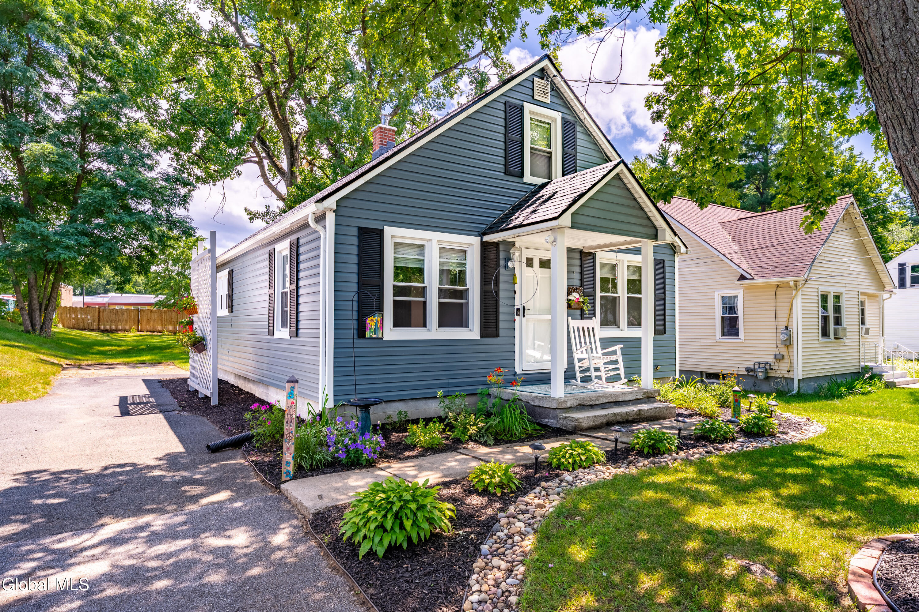 6252 Johnston Road Albany NY 12203