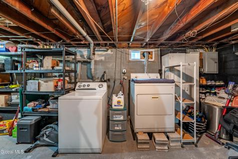 6252 Johnston Road Albany NY 12203