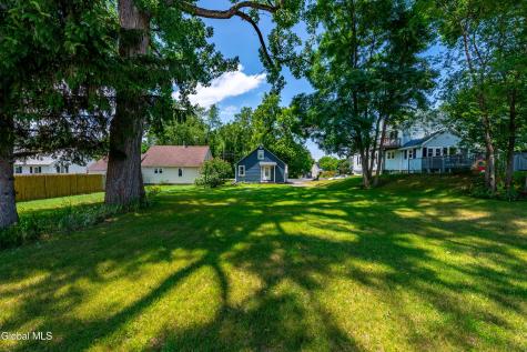 6252 Johnston Road Albany NY 12203