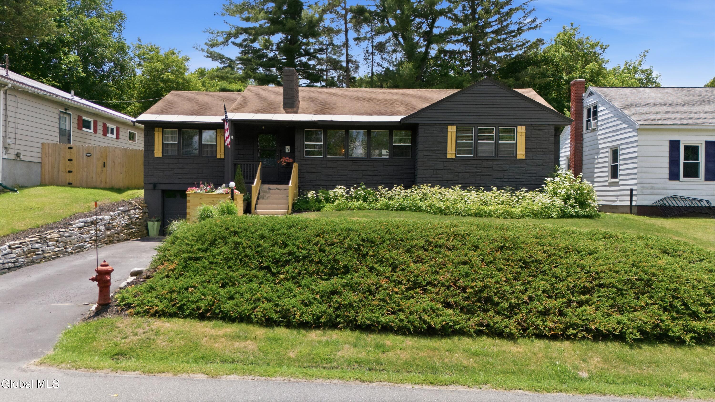 154 Montgomery Street Canajoharie NY 13317