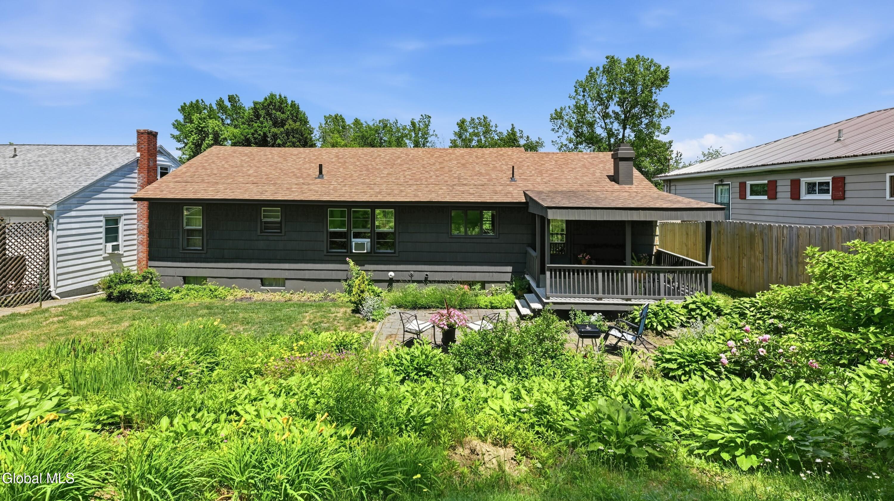154 Montgomery Street Canajoharie NY 13317