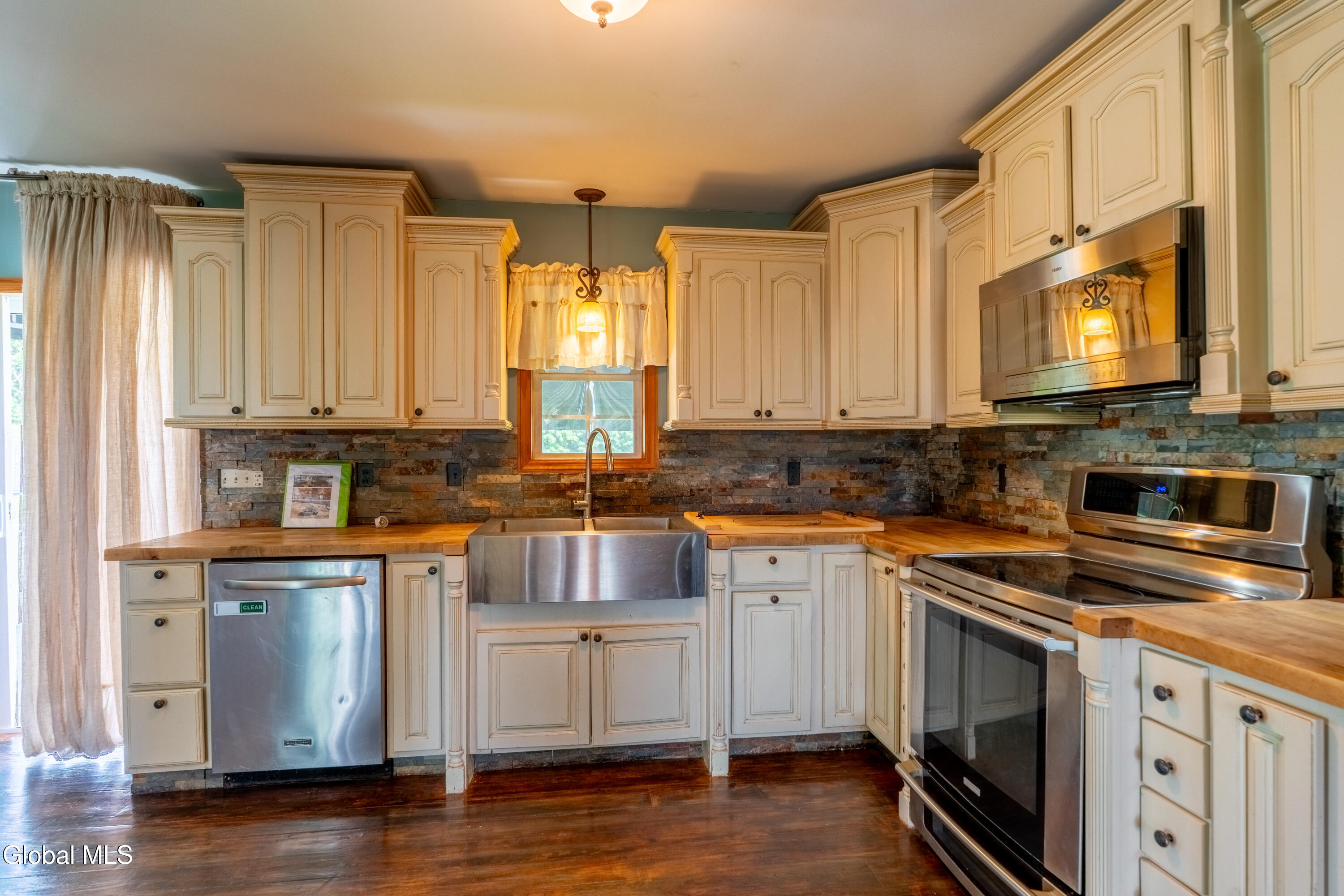 31 Safford Road Argyle NY 12809