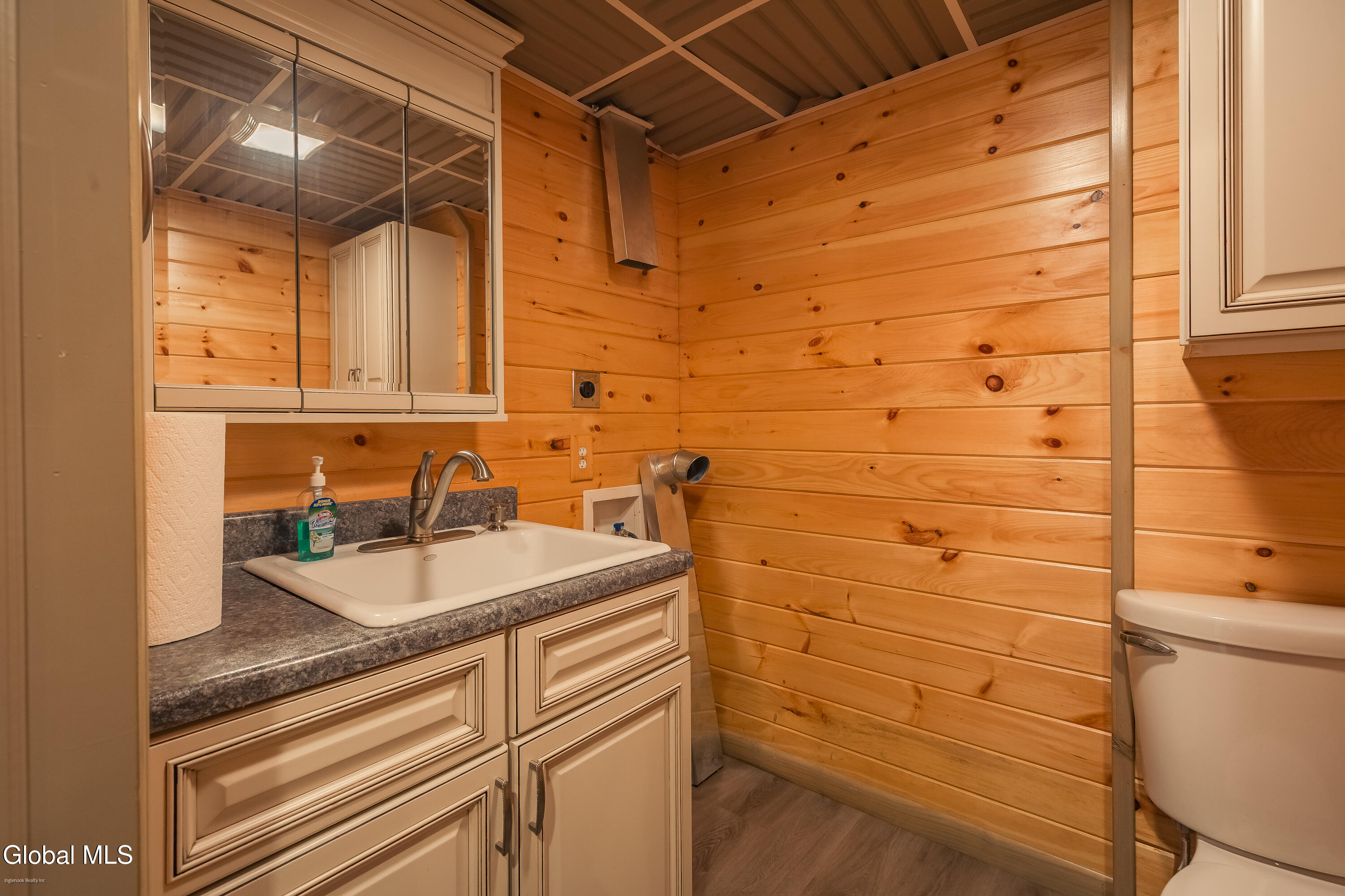 154 Lakeside Drive Mayfield NY 12117