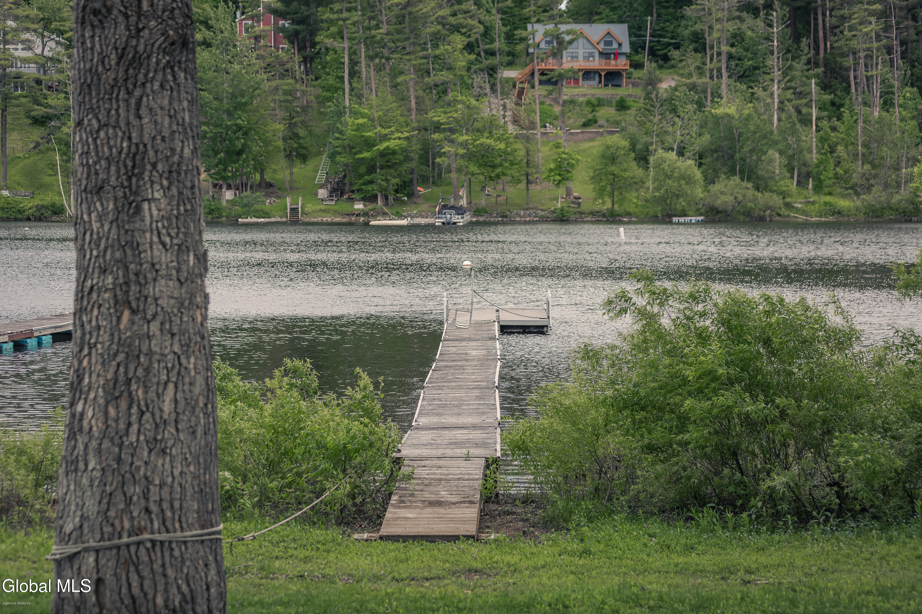 154 Lakeside Drive Mayfield NY 12117
