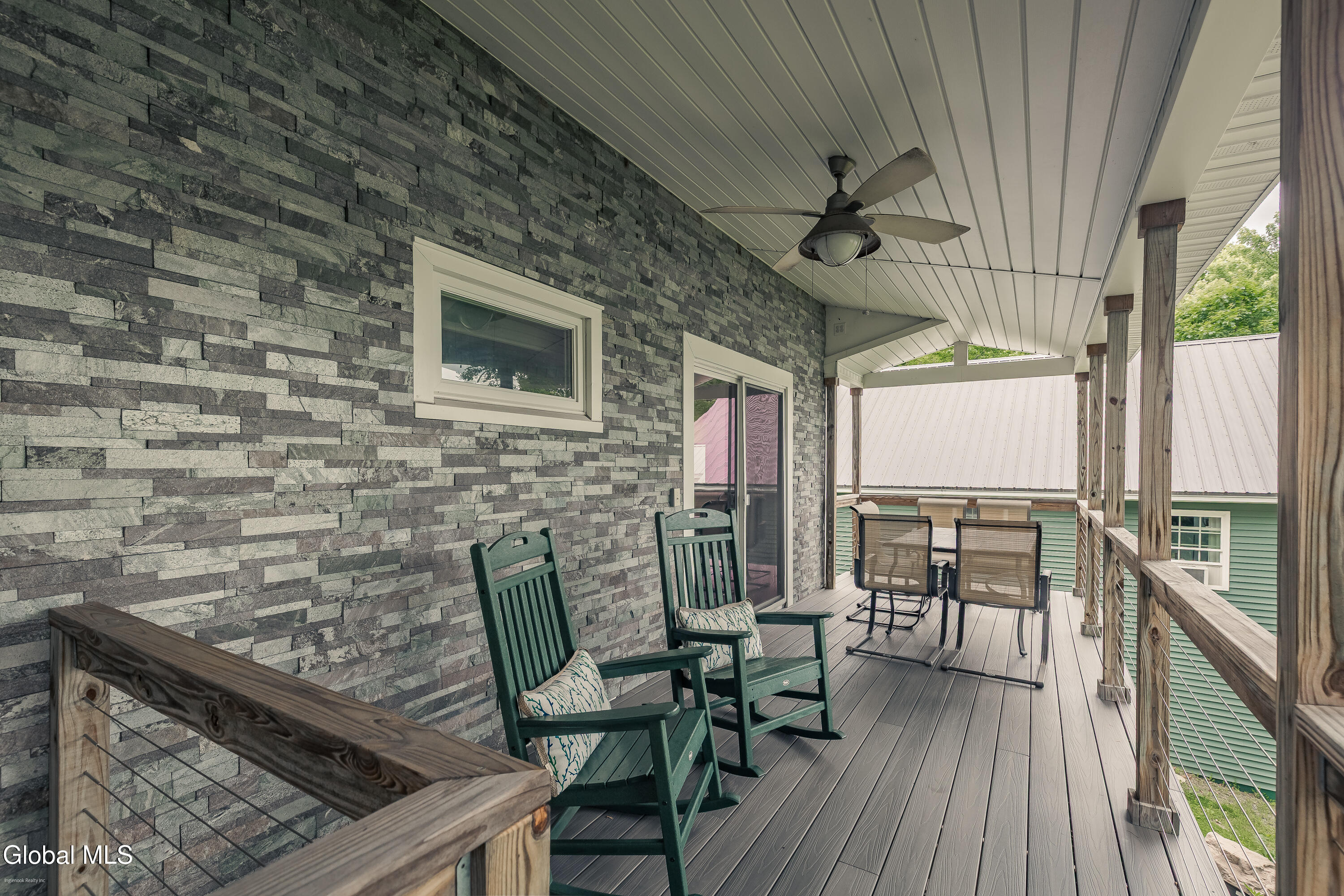 154 Lakeside Drive Mayfield NY 12117