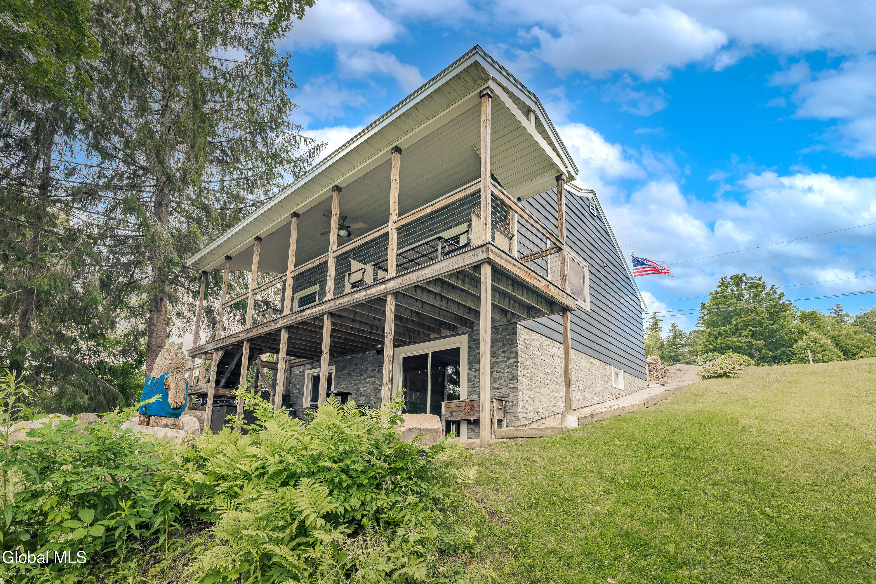 154 Lakeside Drive Mayfield NY 12117