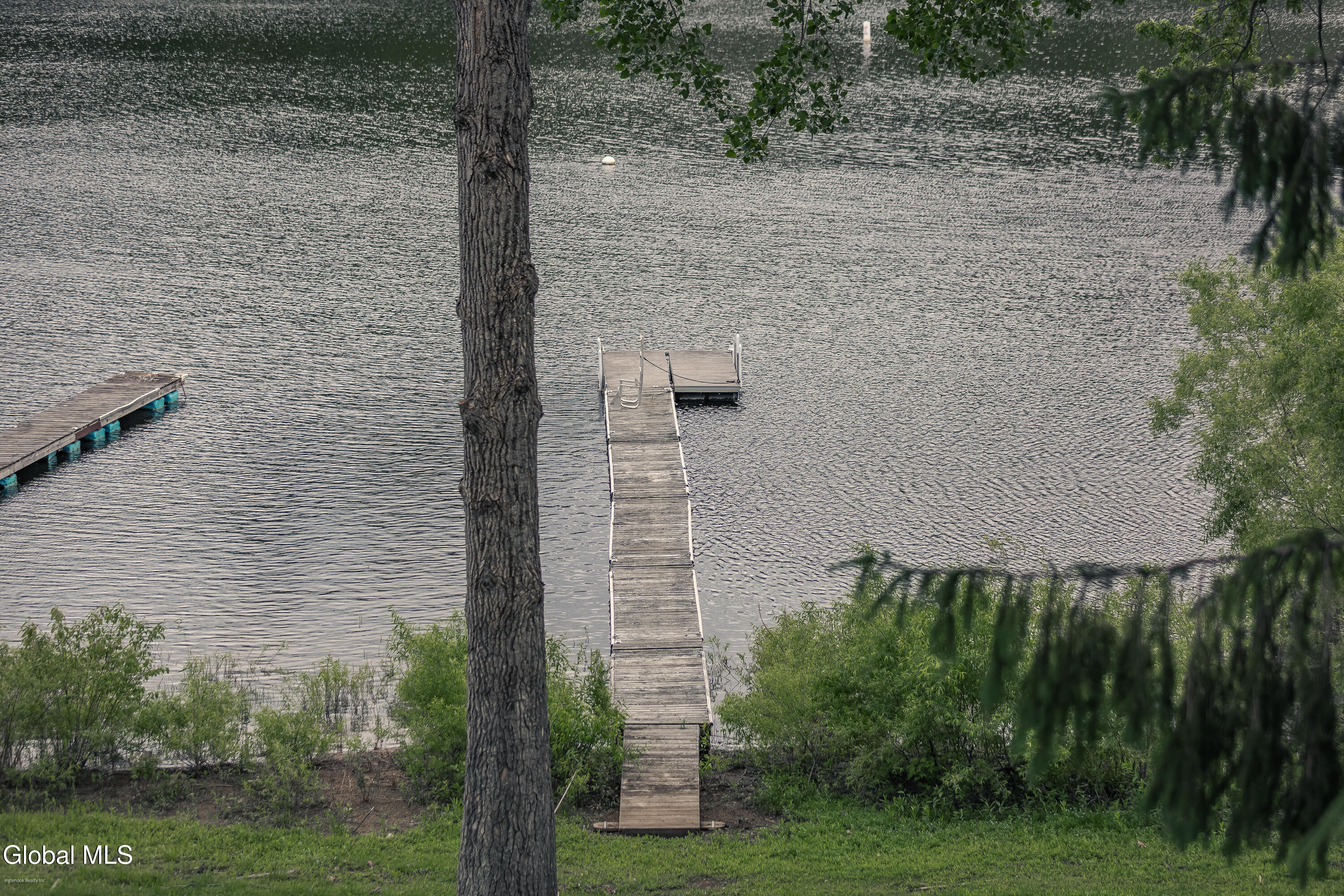 154 Lakeside Drive Mayfield NY 12117