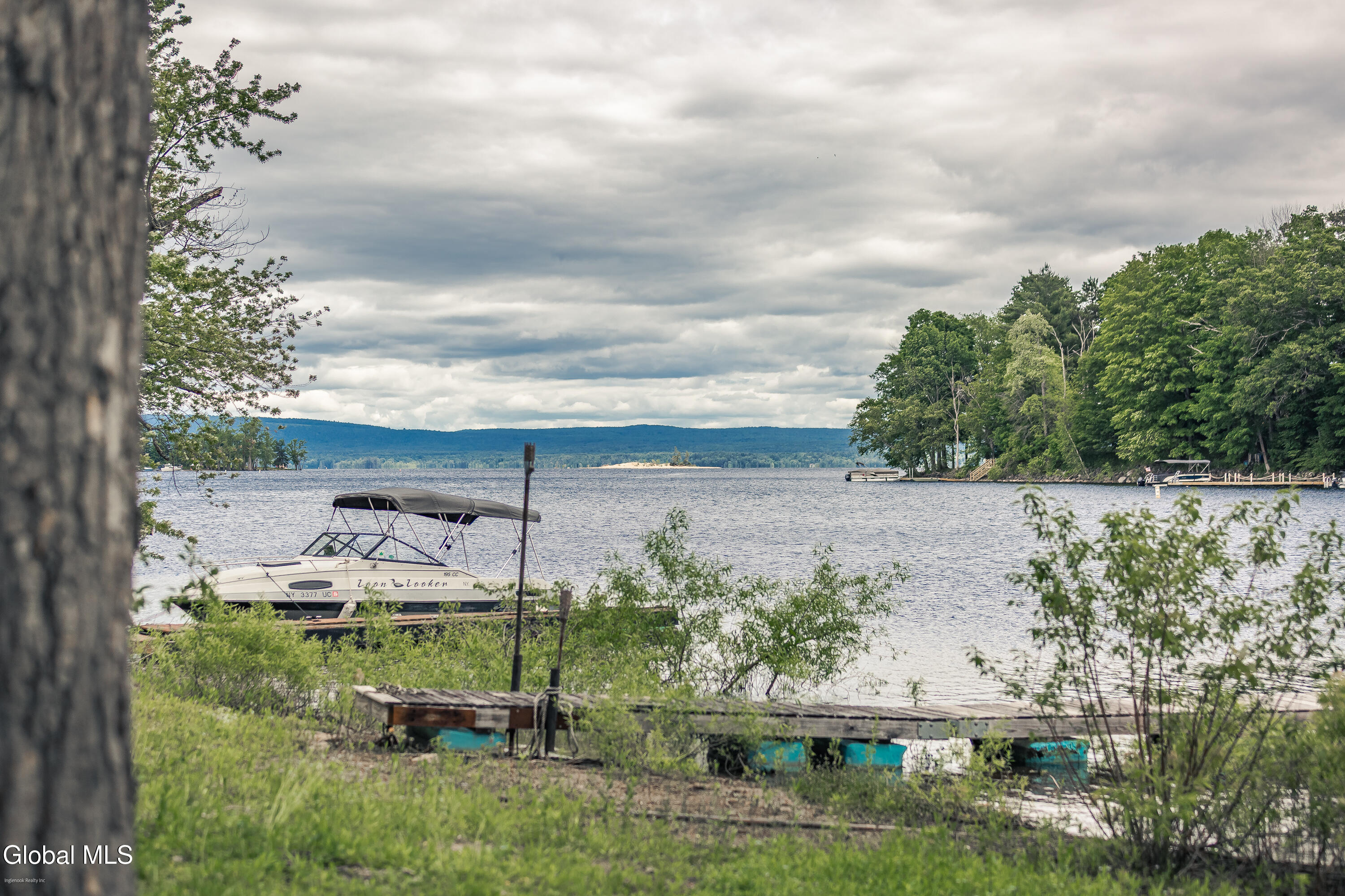 154 Lakeside Drive Mayfield NY 12117