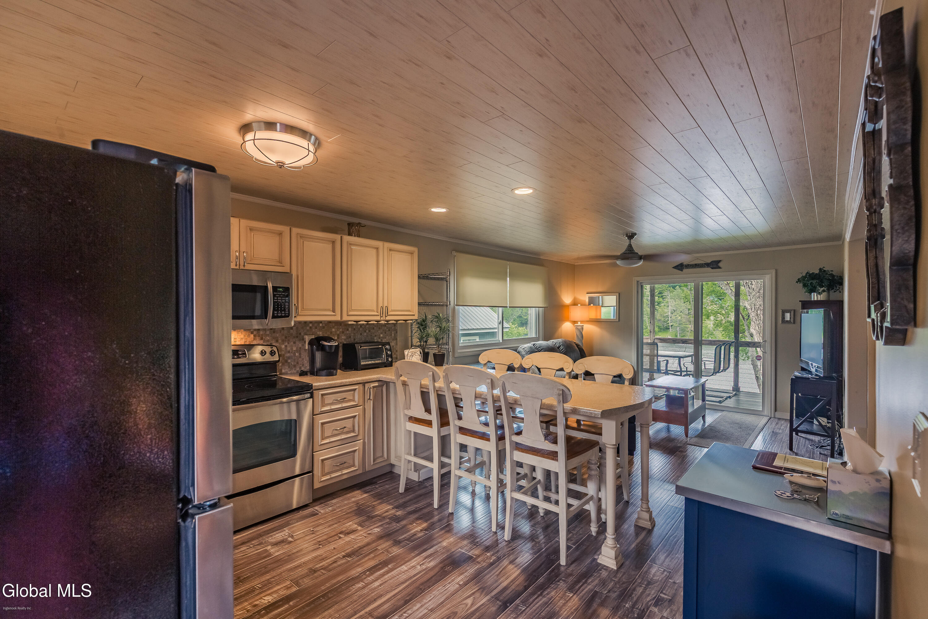 154 Lakeside Drive Mayfield NY 12117