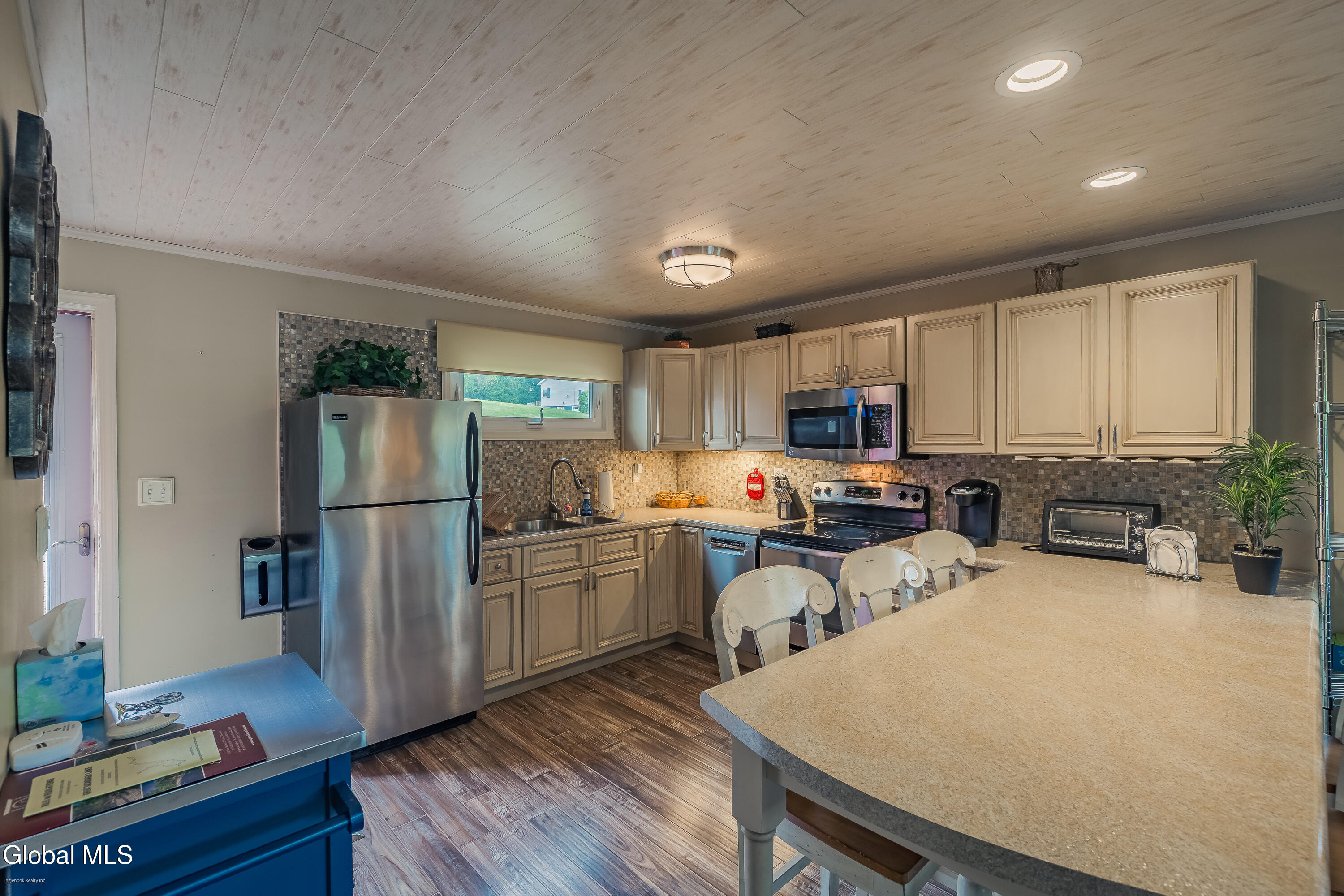 154 Lakeside Drive Mayfield NY 12117