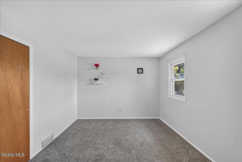 9 Long Avenue Colonie NY 12110