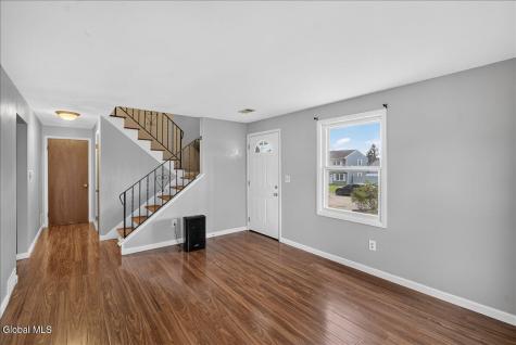 9 Long Avenue Colonie NY 12110