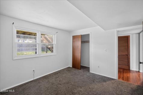 9 Long Avenue Colonie NY 12110
