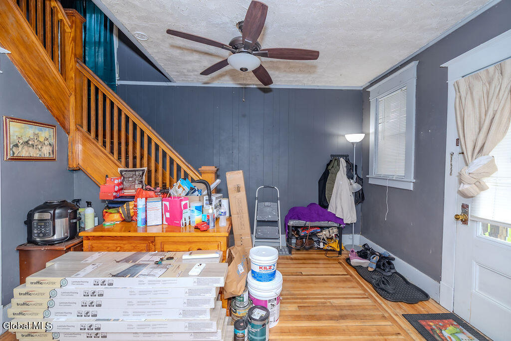 1049 Hegeman Street Schenectady NY 12306