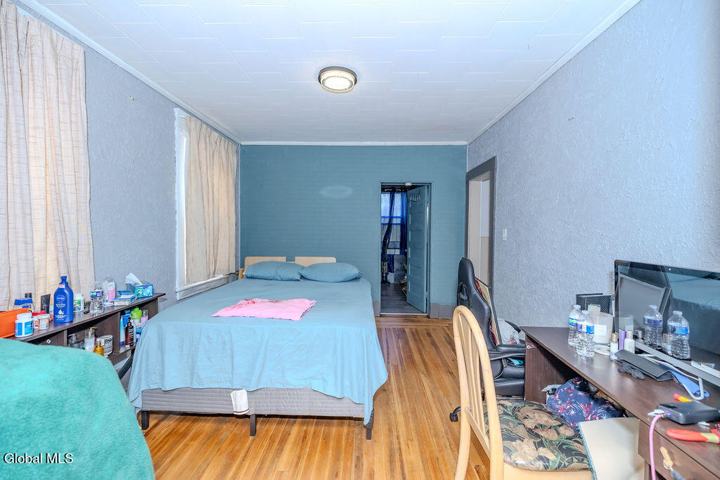 1049 Hegeman Street Schenectady NY 12306