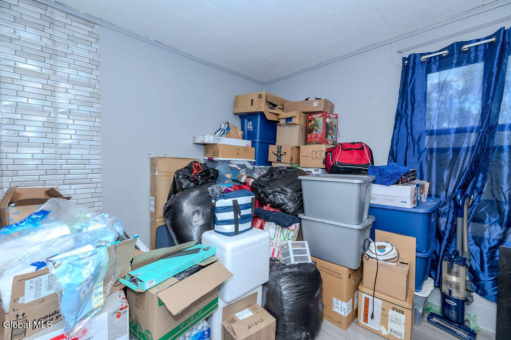 1049 Hegeman Street Schenectady NY 12306