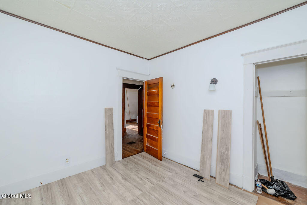 1049 Hegeman Street Schenectady NY 12306